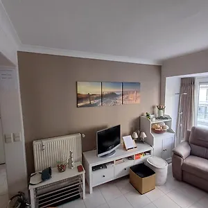 Appartement Zijdezeezicht Martiny 0202, Middelkerke